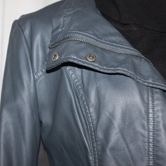 Jacket - Picture 4 of 5